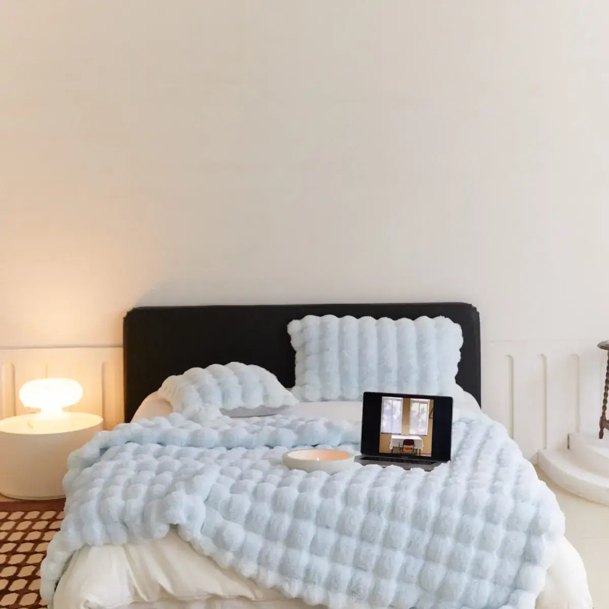Polyfiber Comfort Blanket